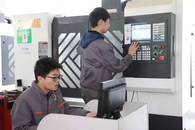 以技術服務為引擎，提升加工制造技能水平，賦能現(xiàn)代制造業(yè)高質(zhì)量發(fā)展